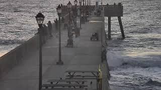 Wrightsville Beach — Johnnie Mercers Fishing Pier, south view